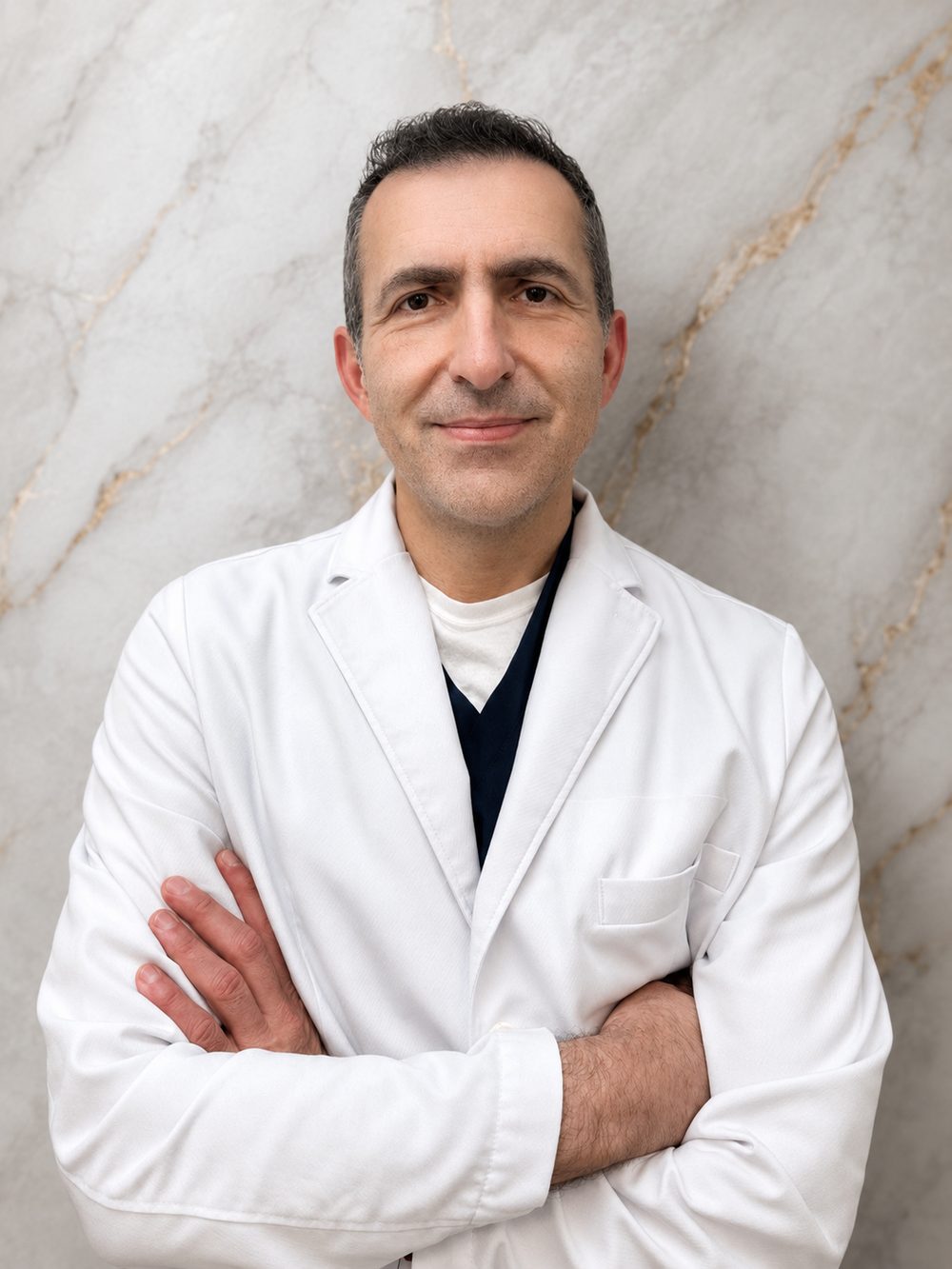 Dr. Oleg Frank, Director Médico — Age Viva Med Spa